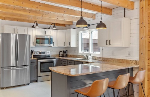 Westminster Cabin | Our pondside cabin - a charming retreat with modern amenities near Wachusett Mtn