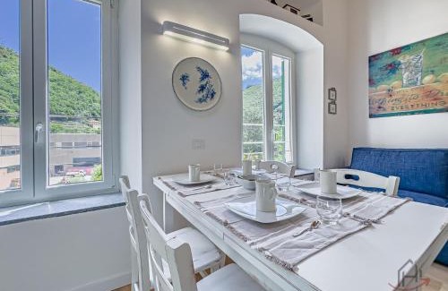 Finale Ligure Apartment | Outdoor Apt - Free Park - Bike Shuttle 3min