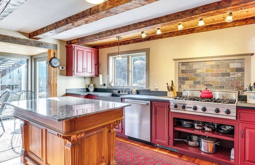 Tamworth House | Outdoor Fireplace & Pool Table: Tamworth Home!
