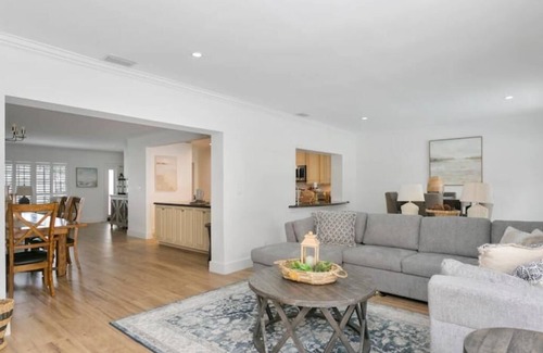 Lighthouse Point House | Outdoor Oasis Heated Pool, Hot Tub, Fire Pit, Tiki, Games