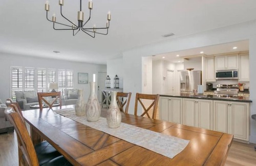Lighthouse Point House | Outdoor Oasis Heated Pool, Hot Tub, Fire Pit, Tiki, Games