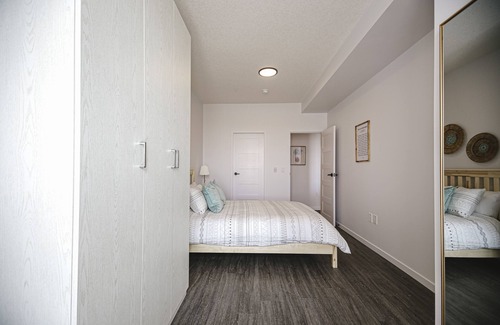 Saskatoon Apartment | **OUTDOOR POOL**CLEAN & MODERN 2 BEDROOM SUITE. BRAND NEW!!