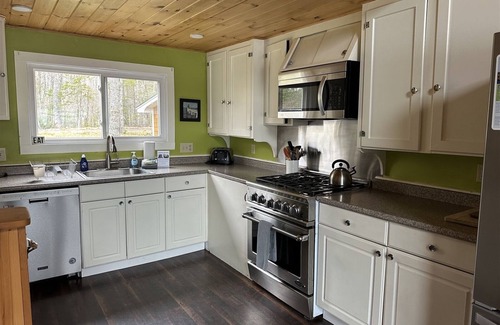 Lincolnville House | OUTLANDERS ON PITCHER - Town of Lincolnville - Pitcher Pond