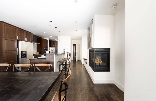 Jackson Condo | Outpost: King Ridge 2 - AC & Hot Tub!