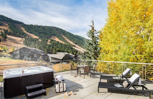Jackson Condo | Outpost: King Ridge 2 - AC & Hot Tub!