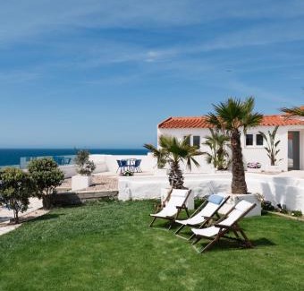 Azenhas do Mar Apartment | OUTPOST - Ocean Casitas