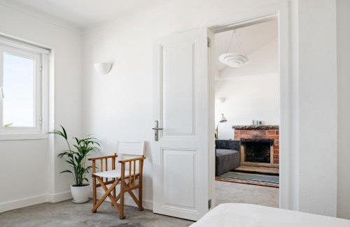Azenhas do Mar Apartment | OUTPOST - Ocean Casitas