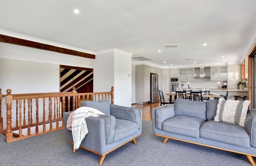 Clarence Town House | Overflow Downs-Riverside Acreage