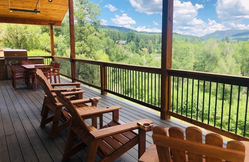San Juan River Village House | Overlook San Juan River. Close to Wolf Creek, Fishing, Hiking.