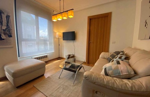 Las Campas y San Claudio Apartment | Oviedo Soja City, a minutos del centro VUT-4679-AS