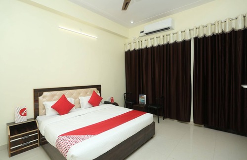 Auli Hotel | OYO 16995 Sr Blessings