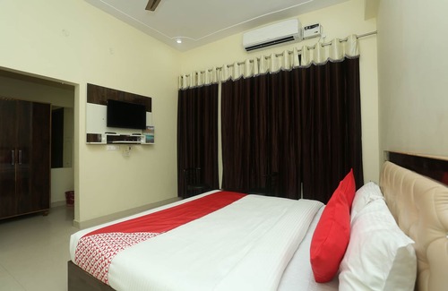 Auli Hotel | OYO 16995 Sr Blessings