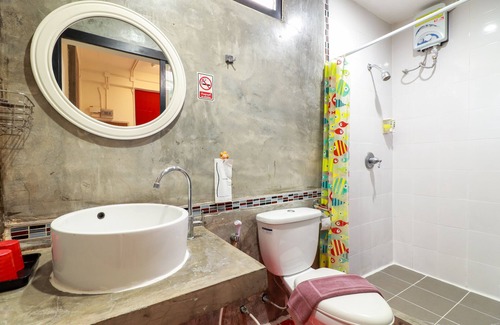 Wat Ket Hotel | OYO 412 7 Days Hotel