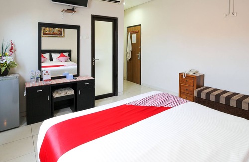 Tuban Hotel | OYO 734 Tuban Torres Accomodation