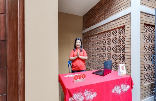 Condongcatur Hotel | OYO 90095 Indah Homestay Syariah