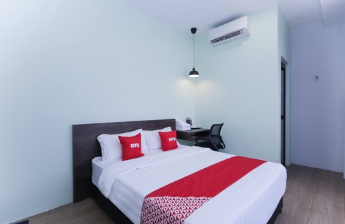 Sepang Hotel | OYO 90399 Green Home Hotel