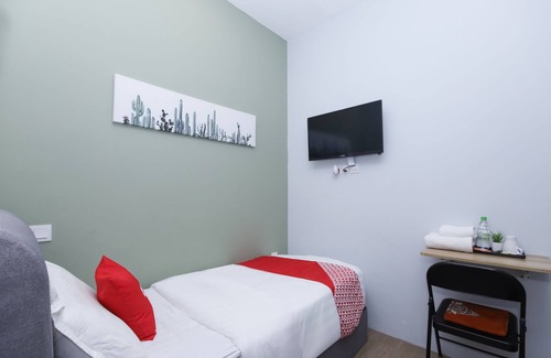 Sepang Hotel | OYO 90399 Green Home Hotel