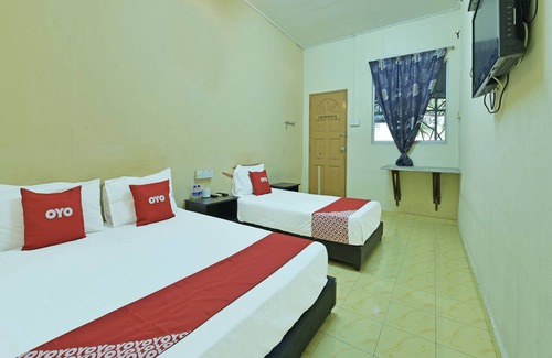 Kota Bharu Hotel | OYO 90706 Empire Inn 2