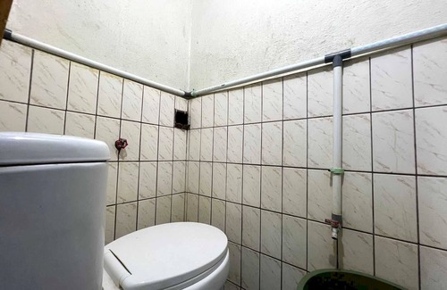 Makassar Hotel | OYO 93296 Kost Gowa Near Gowa