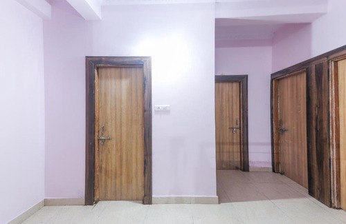 Bhopal Hotel | OYO Flagship Hotel Sandalwood Vibes