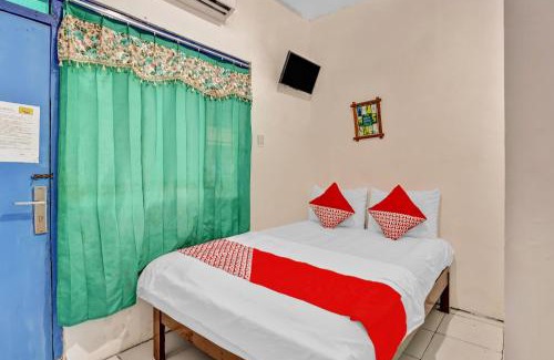 Sidoarjo Hotel | OYO Life 90523 Homestay Jenggolo