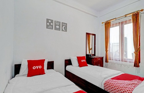 Majalaya Hotel | OYO Life 90570 Heboh Guest House Syariah