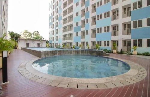 Karawang Hotel | OYO Life 93139 Apartemen Grand Sentraland By Evi
