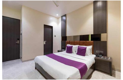 Andheri Hotel | Oyster Suite By Glitz Hotels