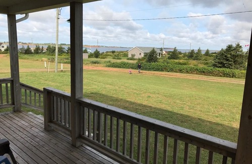 Darnley House | Oysterbay Cottage - Fun, Beach and Food! License number 2100974