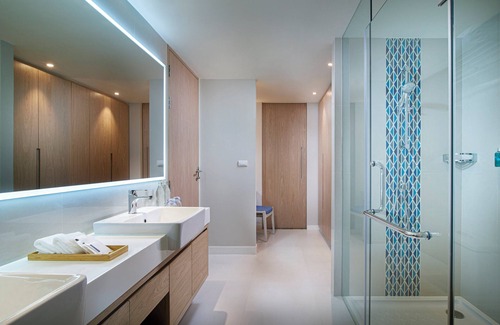 Kata Hotel | OZO Phuket