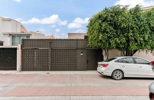 Queretaro Apartment | Pájaros by Homirent