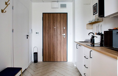 Wola Apartment | P&O Apartments Warsaw West Railway Station