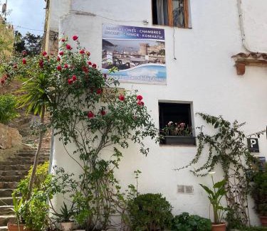 Tossa de Mar House | P&R hostals Codolar
