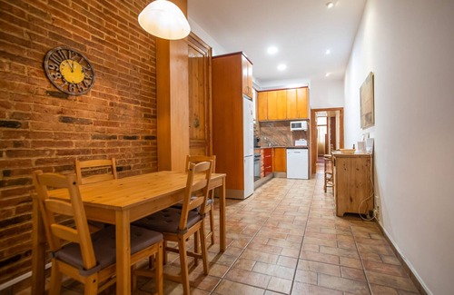 L'Antiga Esquerra de l'Eixample Apartment | P2ARI1046 - Magnific 2Bed Apartment in the City Ce