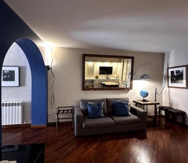 Rione VI Parione Apartment | Pace Blu Roma