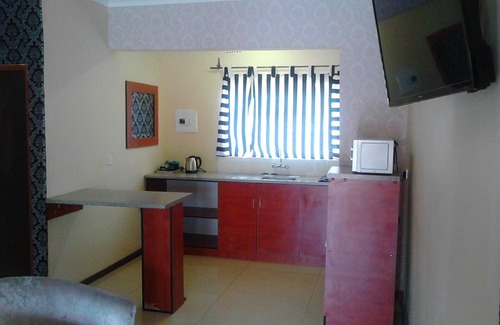 Maun Apartment | Pacific Conqueror Self Catering Units