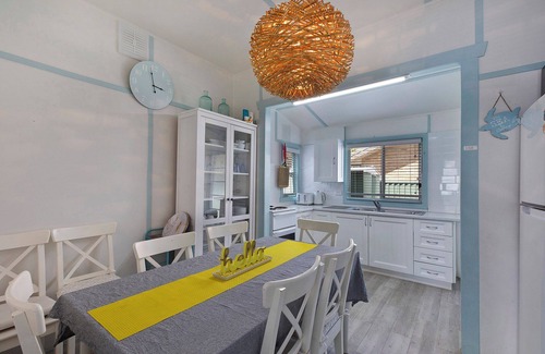 Long Jetty Apartment | Pacific Family Retreat