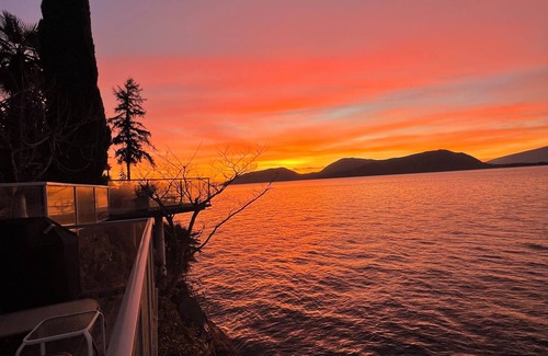 Vancouver House | Pacific Gem 💎 Ocean Front