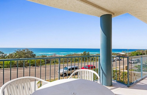Sunrise Beach Apartment | Pacific Waves