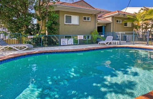 Sunrise Beach Apartment | Pacific Waves