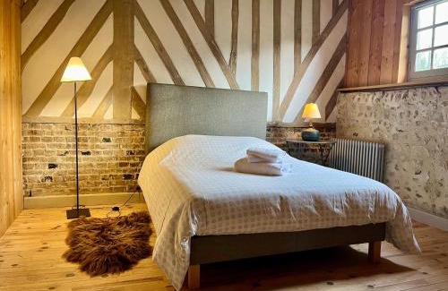 Pierrefitte-en-Auge House | Paisible cottage au bord de l'eau -15 mn des côtes