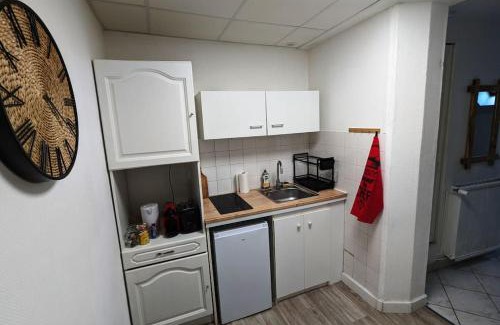 Bas de Venoix Apartment | Paisible - Proche Palais des Sports et Zénith