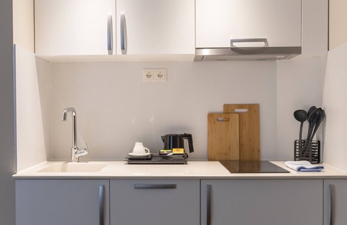 Wieden Apartment | Pakat Residences
