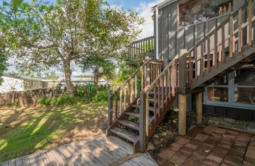 Tairua House | Paku View Retreat - Tairua Holiday Home