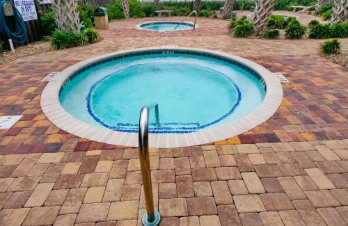 Myrtle Beach Hotel | Palace Resort 1604