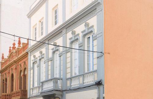 Santa Cruz de Tenerife Apartment | Palacio de Daoiz lofts
