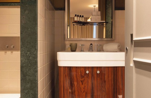 7th Arrondissement Apartment | Palais Bourbon Hotel - Room 13- 2P - Invalides