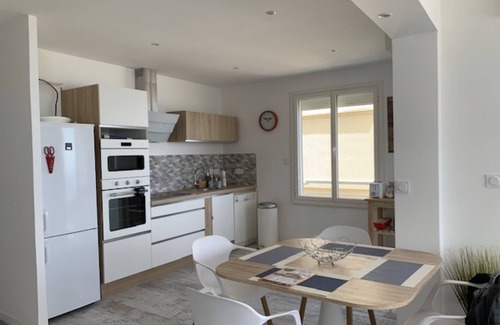 Palavas-les-Flots Apartment | Palavas Superb T3 71m2 1st line sea view