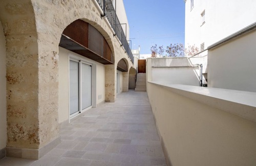 Municipio 1 Apartment | Palazzo della Torre 202 - Modern Historic Loft