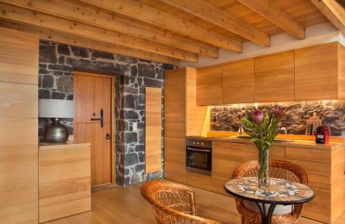 Calheta Ski Chalet | Palheiros do Serrado by Real Vision